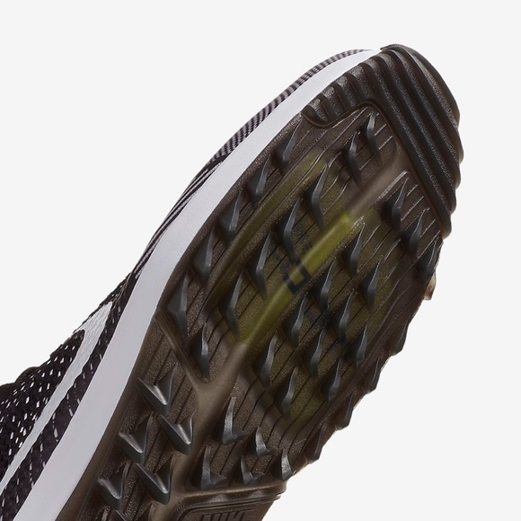 NEW Nike Flyknit Racer “Oreo” Shoes - Picture 5 of 5